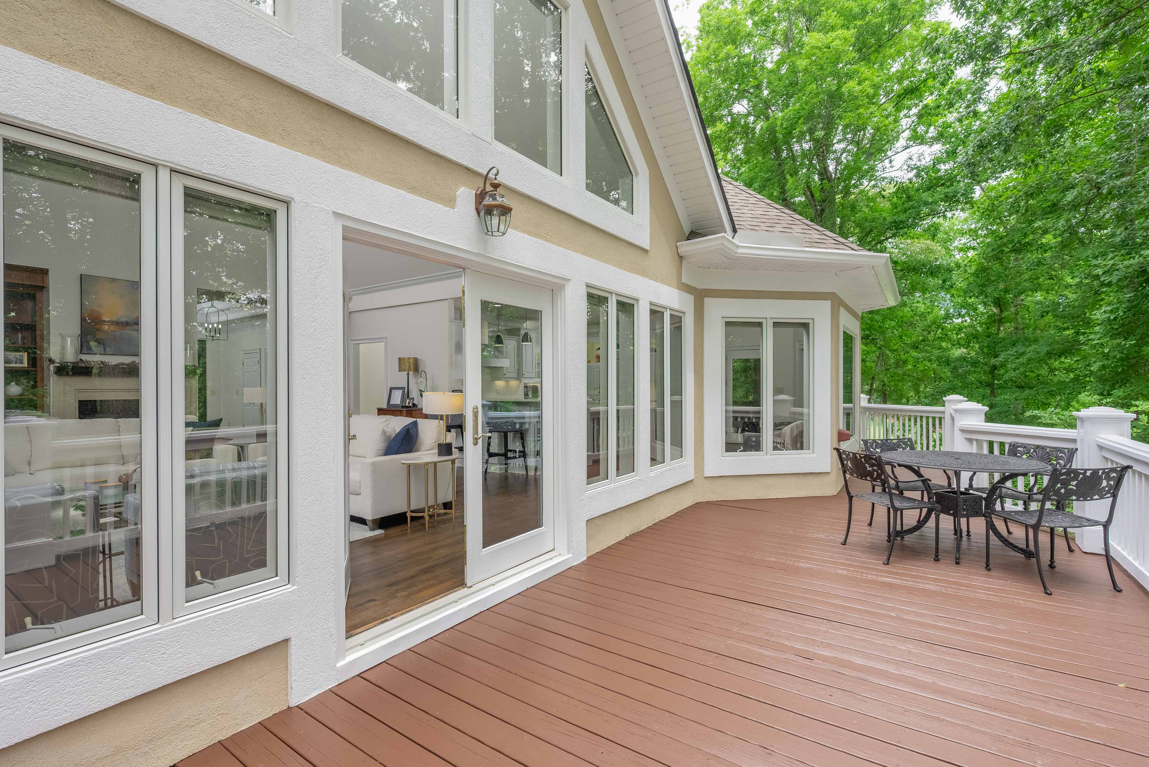 1070 Maple Ridge Way image 15